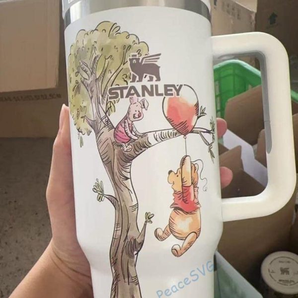 Winnie the Pooh Tumbler 40 oz , Quencher Vintage and Classic Pooh Bear  Tumbler 40oz